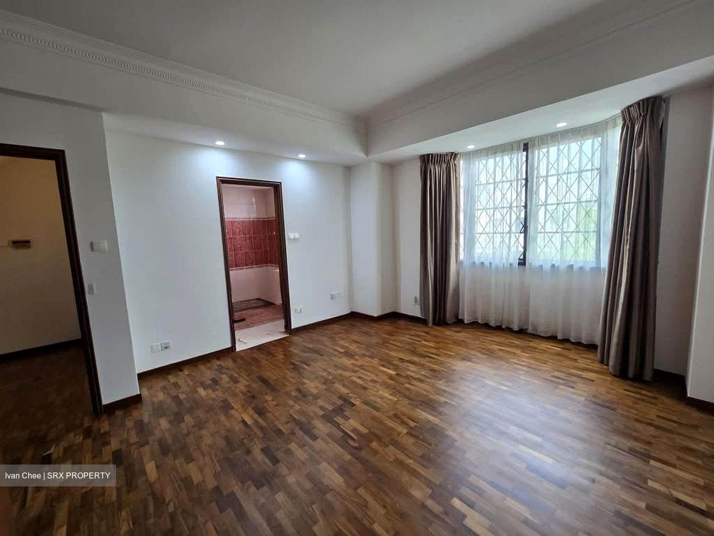 Highgate Crescent (D21), Terrace #588692921
